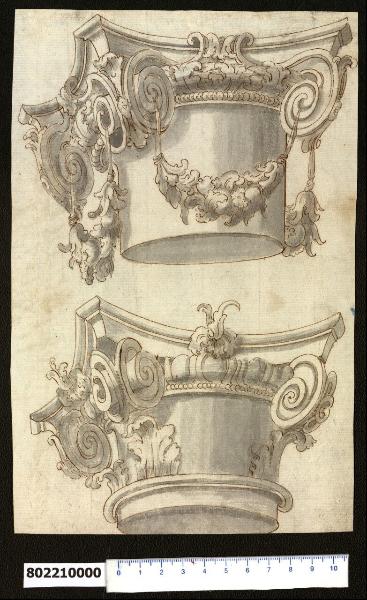 Capitelli a quattro facce ornati