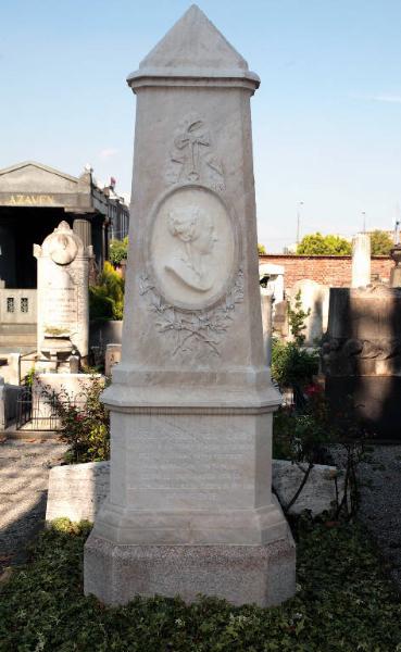 Monumento a Rosa Susani Carpi