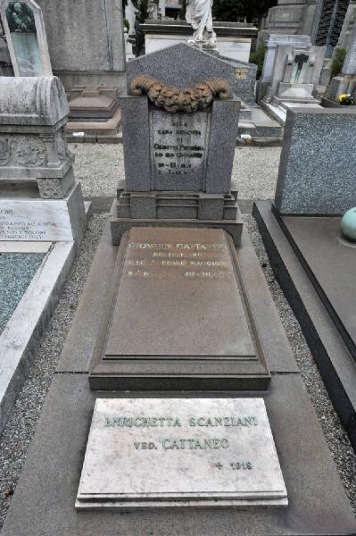 Monumento funebre della famiglia Cattaneo