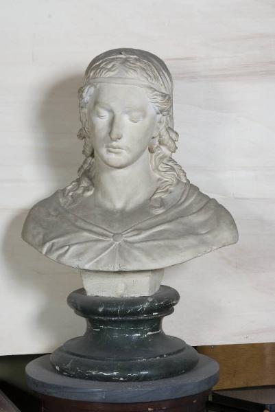 Busto femminile