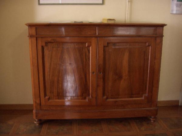 Credenza