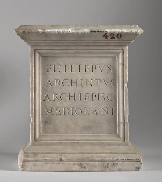 Cippo commemorativo dell'arcivescovo Filippo Archinto (Milano, 1500 - Bergamo, 1558)