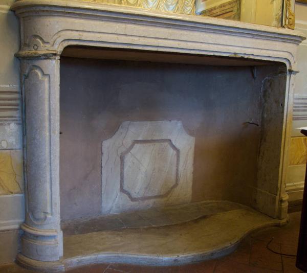 Mostra di camino