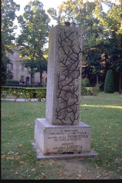 Stele in memoria dei mantovani morti nei campi di prigionia