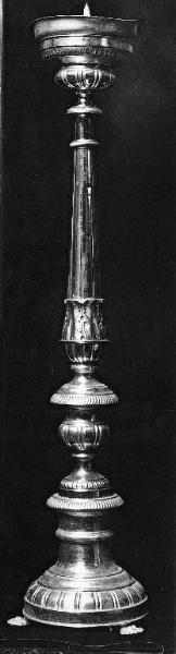 Candelabro d'altare