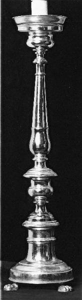 Candelabro d'altare