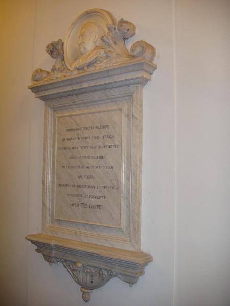 Lapide commemorativa del sacerdote Cristoforo Bonavino