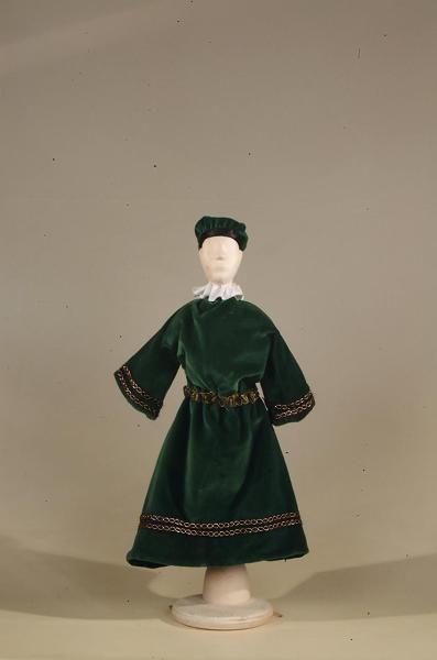 Costume