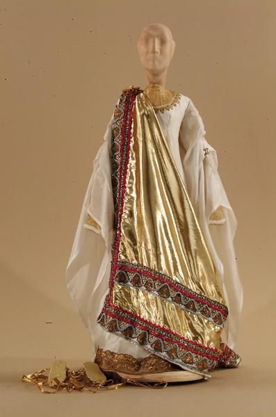 Costume