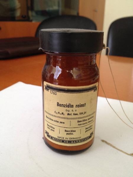 Boccetta medicinale - farmacia