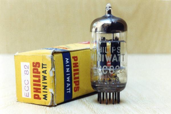 Valvola Philips Miniwatt ECC82 - valvola