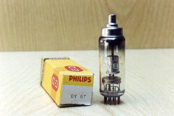 Valvola Philips Miniwatt DY87 - valvola