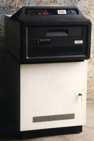 Computer Mael 5700 - computer