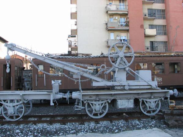 Carro - industria, manifattura, artigianato