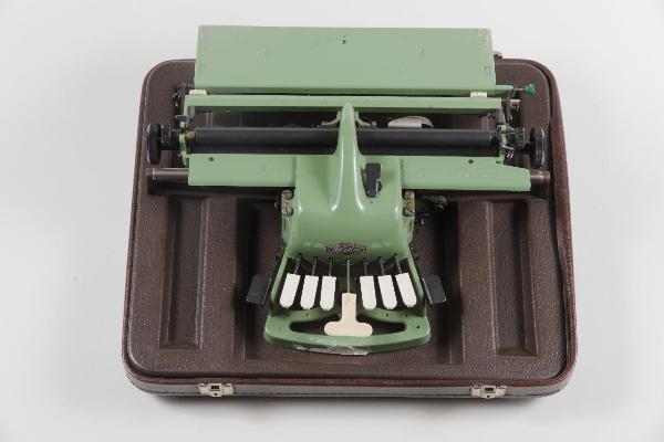 Modello tedesco Blista – Marburg Lahn Germany - macchina per scrivere - meccanica