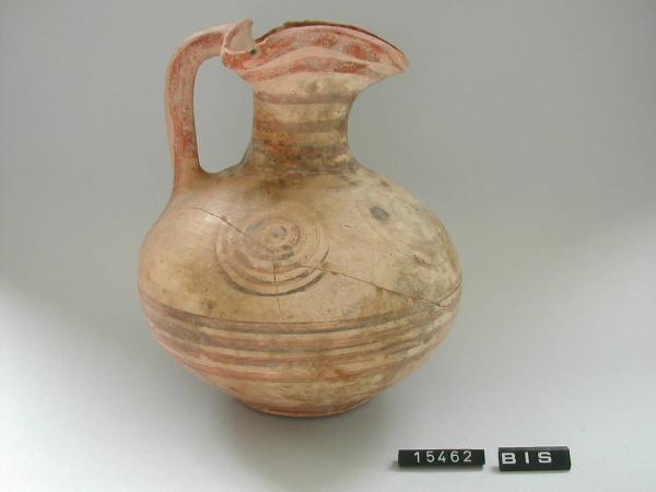 Oinochoe