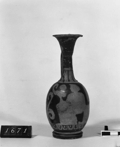 Lekythos