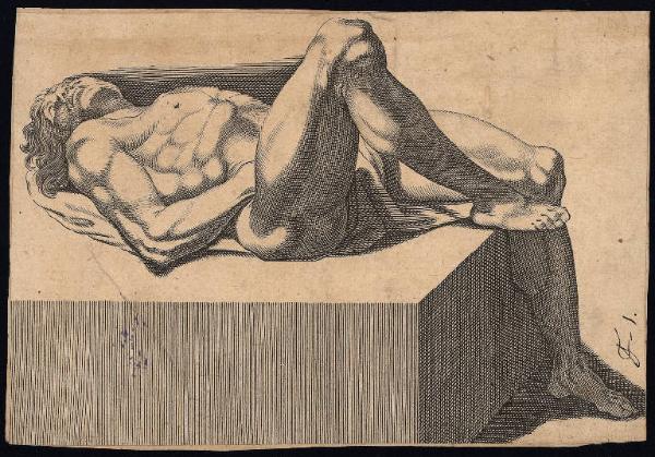 Studio anatomico maschile sdraiato sopra parallelepipedo