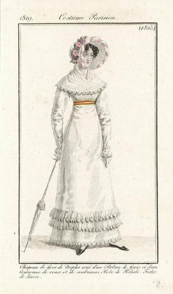 Journal des Dames et des Modes. Costume Parisien. Chapeau de Gros de Naples orné d'un Ruban de Gaze et d'une Couronne de roses et de scabieuses. Robe de Perkale. Fichu de linon