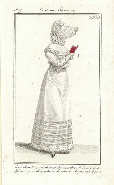 Journal des Dames et des Modes. Costume Parisien. Capote de perkale, ornée de crevés de mousseline. Robe de perkale, à pélerine, garnie de remplis avec des entre deux de gaze bordés de gances