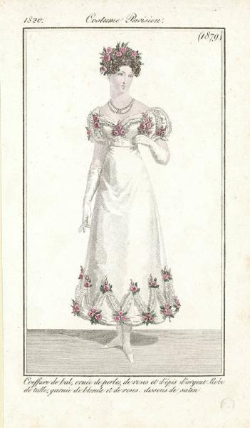 Journal des Dames et des Modes. Costume Parisien. Coeffure de bal, ornée de perles, de roses et d'épis d'argent. Robe de tulle, garnie de blonde et de roses. dessous de satin