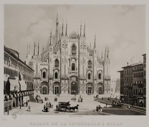 Facade de la Cathédrale à Milan