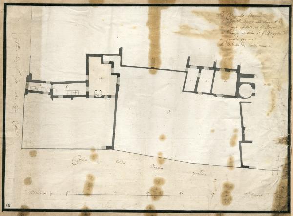 Planimetria della parte sinistra dell'edificio all'angolo tra Contrada di San Giovanni delle Case Rotte e Corso del Teatro alla Scala, con indicazioni stradali e destinazioni di proprietà