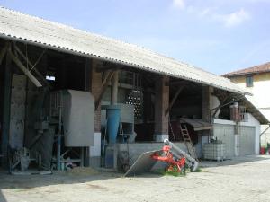 Portico dell'aia della Cascina Trognano