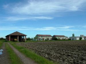 Cascina Montano - complesso