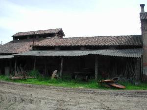 Portico della corte del casaro della Cascina Tavernasco