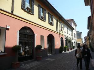 Palazzo Via Cavour, 5