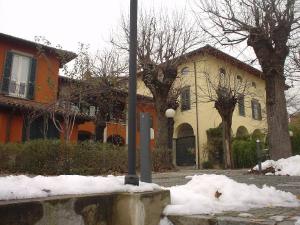 Antichi palazzi Via Montello 11 - complesso
