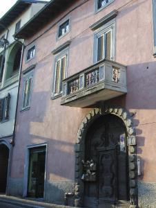 Casa Via Locatelli 36