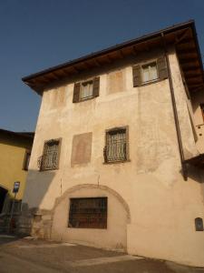 Casa Via Locatelli 25