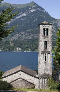 Chiesa di S. Maria di Loppia