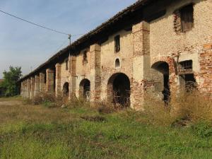 Portico e granaio della Cascina Briavacca