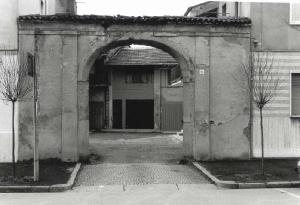 Casa a corte Via Via Alessandro Volta 51 - complesso