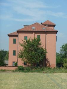 Villa Carlotta della Cascina Borella