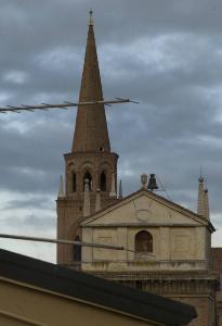 Campanile della basilica di S. Andrea