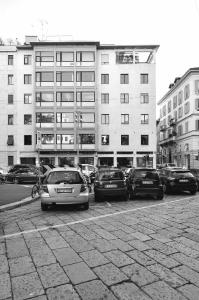 Fotopiano della facciata su via Fatebenefratelli - fotografia di Suriano, Stefano (2016)