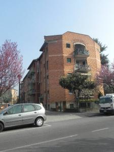 Edificio INA Casa, Brescia (BS) - fotografia di Servi, Maria Beatrice (2014)