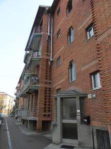 Edificio INA Casa, Brescia (BS) - fotografia di Servi, Maria Beatrice (2014)