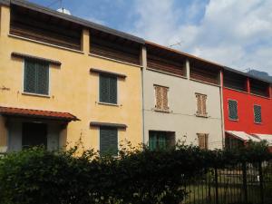 Quartiere sperimentale Moto Guzzi - INA Casa, Mandello del Lario (LC) - fotografia di Boriani, Maurizio (2014)