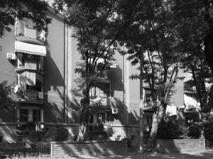 Due edifici di abitazione INA-Casa in località Te Brunetti, Mantova (MN) - fotografia di Introini, Marco (2015)