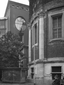 Dettaglio dell'edificio visto dalla chiesa di San Fedele - fotografia di Introini, Marco (2015)