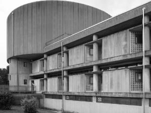 Municipio nel Centro civico con residenze e attività terziarie, Pioltello (MI) - fotografia di Introini, Marco (2015)