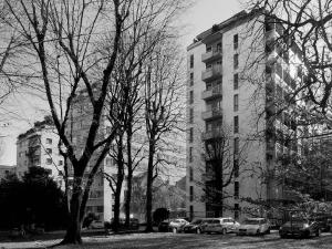 Condominio in via Lanzone 6, Milano (MI) - fotografia di Sartori, Alessandro (2008)