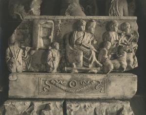 Aquileia - Museo Archeologico. Processione sacra, bassorilievo marmoreo (IV sec.).