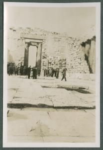 Atene - Acropoli - Partenone - Mura - Porta - Persone, turisti