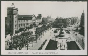 Barcellona - Plaza de la Universidad - Piazza - Palazzo dell'Università - Viali - Monumento - Veduta dall'alto
